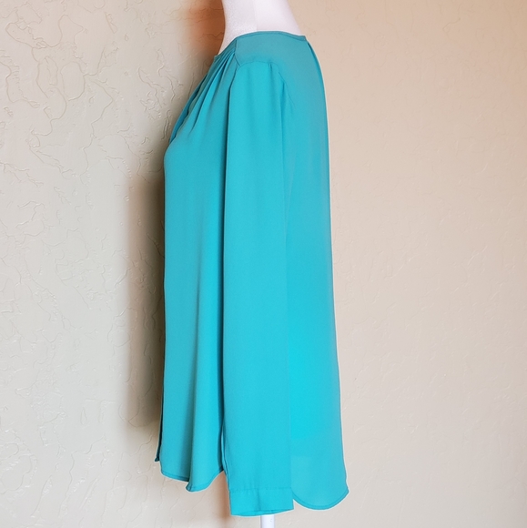 Van Heusen Blouse - Picture 4 of 7